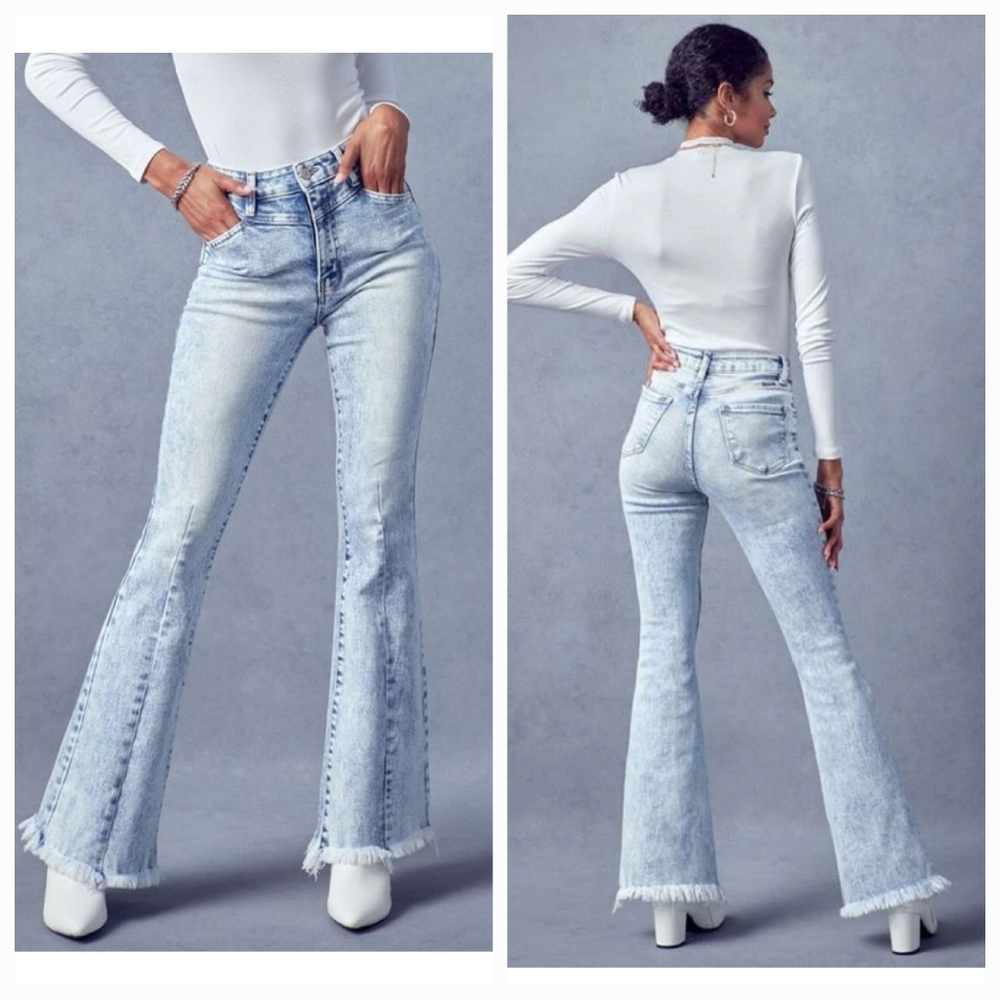 KanCan High Rise Flare Jeans NWT Size 29